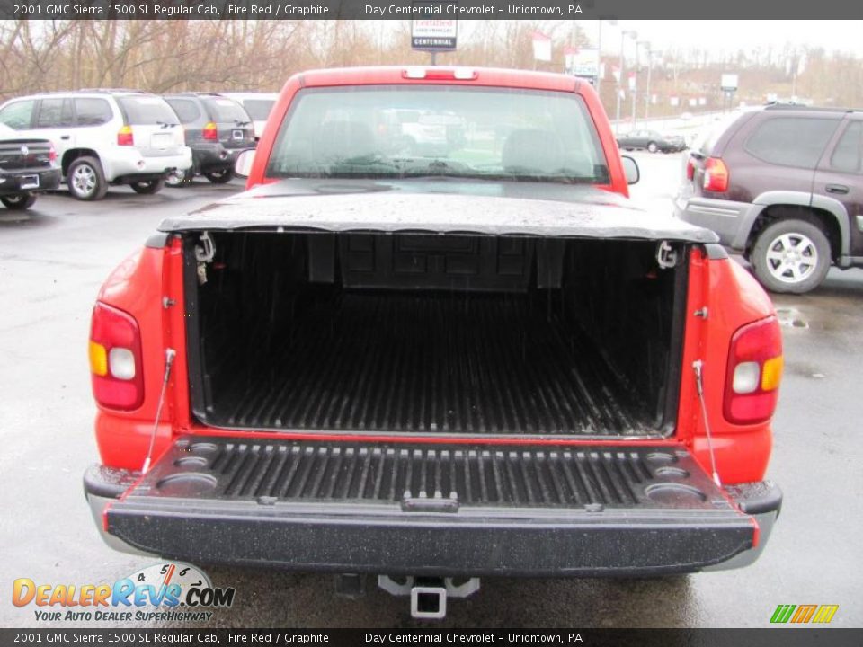 2001 GMC Sierra 1500 SL Regular Cab Fire Red / Graphite Photo #5