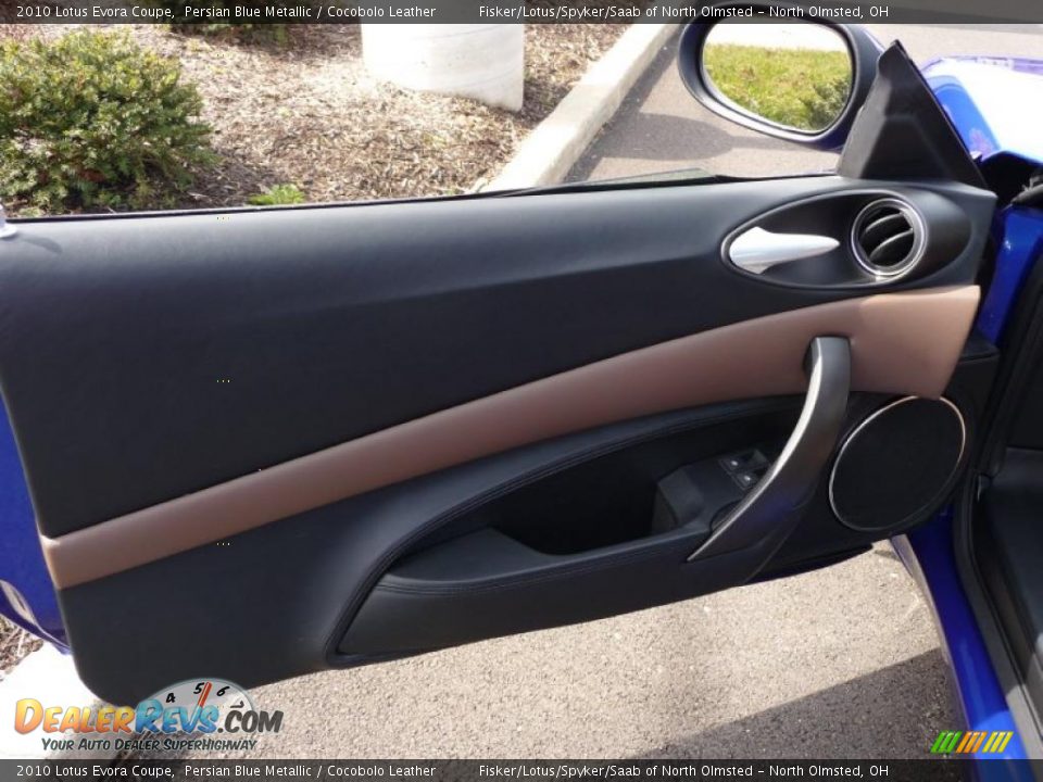 Door Panel of 2010 Lotus Evora Coupe Photo #11