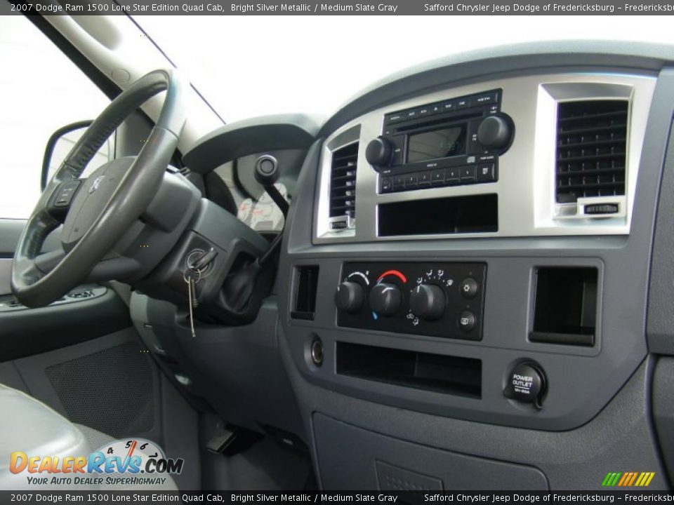 2007 Dodge Ram 1500 Lone Star Edition Quad Cab Bright Silver Metallic / Medium Slate Gray Photo #19