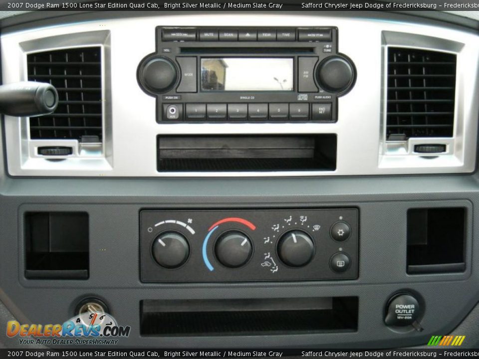 2007 Dodge Ram 1500 Lone Star Edition Quad Cab Bright Silver Metallic / Medium Slate Gray Photo #29
