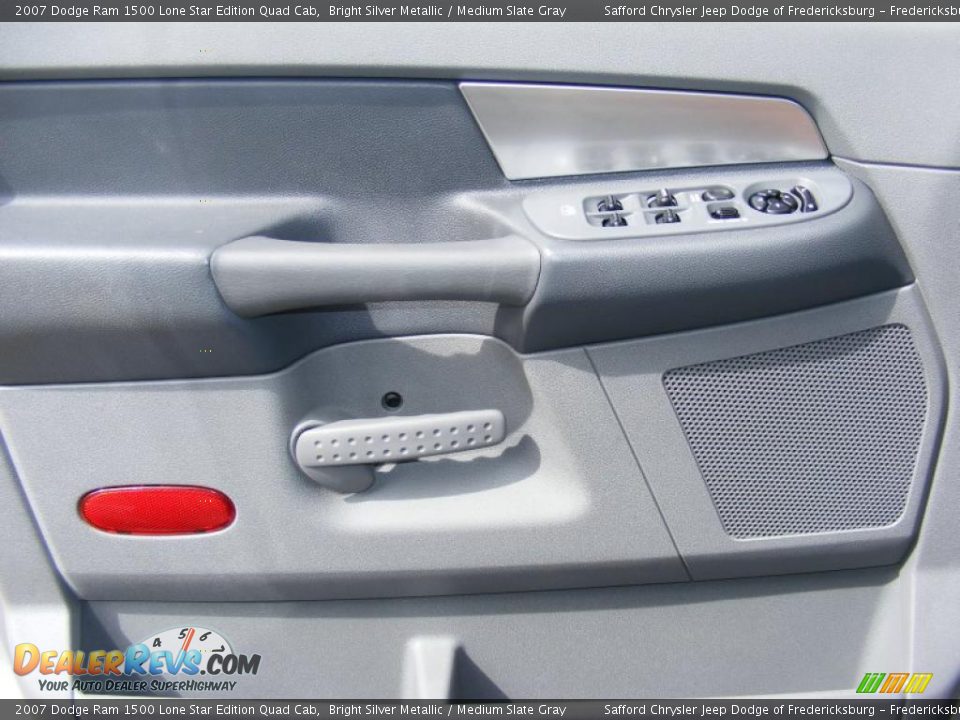 2007 Dodge Ram 1500 Lone Star Edition Quad Cab Bright Silver Metallic / Medium Slate Gray Photo #31