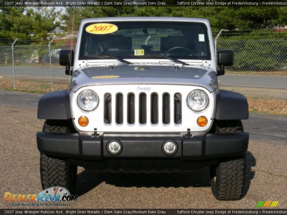 2007 Jeep Wrangler Rubicon 4x4 Bright Silver Metallic / Dark Slate Gray/Medium Slate Gray Photo #2