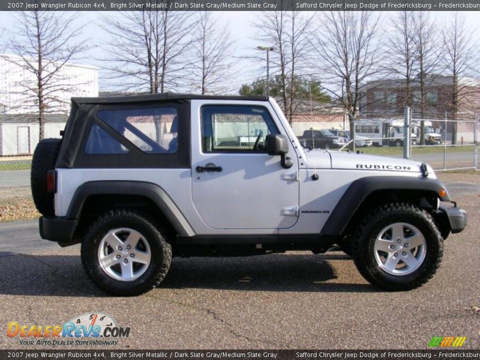 2007 Jeep Wrangler Rubicon 4x4 Bright Silver Metallic / Dark Slate Gray/Medium Slate Gray Photo #4