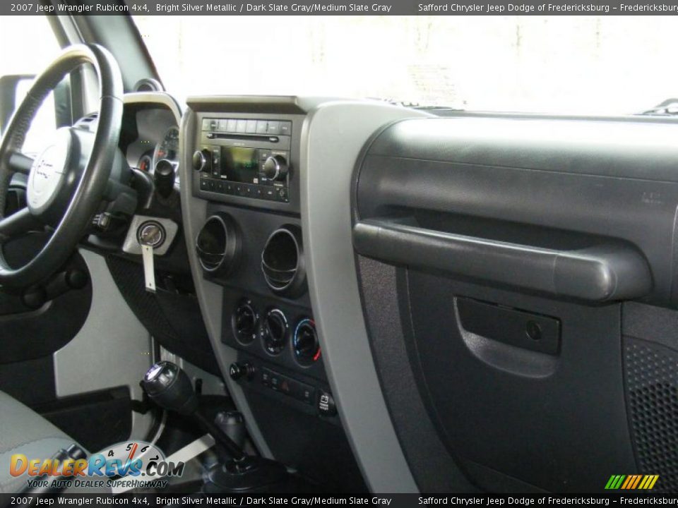 2007 Jeep Wrangler Rubicon 4x4 Bright Silver Metallic / Dark Slate Gray/Medium Slate Gray Photo #16