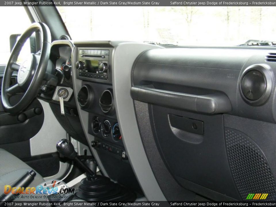 2007 Jeep Wrangler Rubicon 4x4 Bright Silver Metallic / Dark Slate Gray/Medium Slate Gray Photo #17