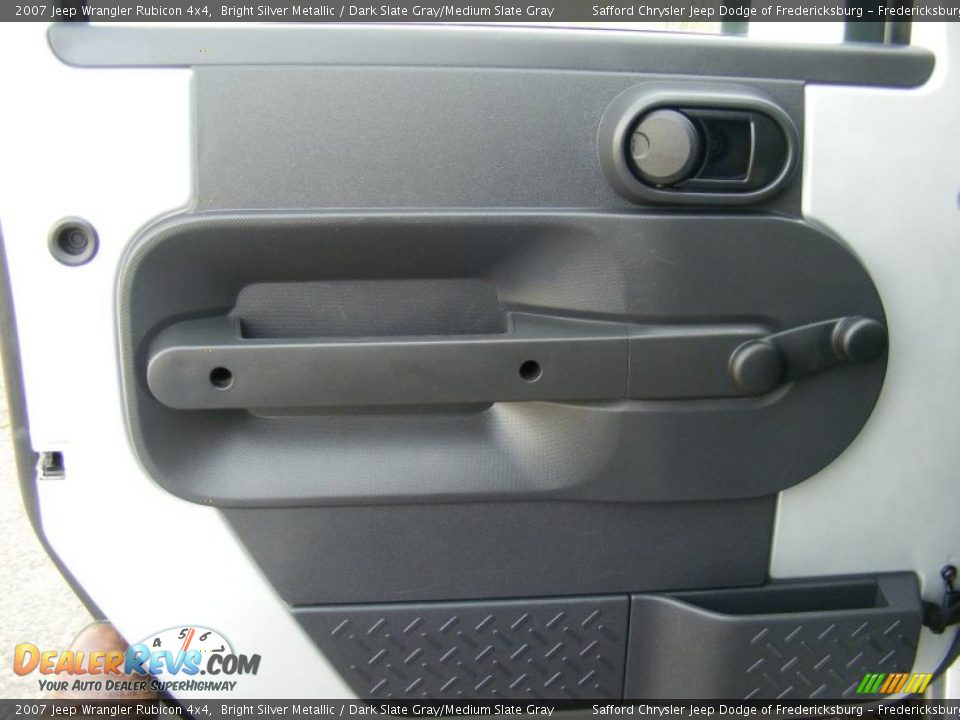 2007 Jeep Wrangler Rubicon 4x4 Bright Silver Metallic / Dark Slate Gray/Medium Slate Gray Photo #22