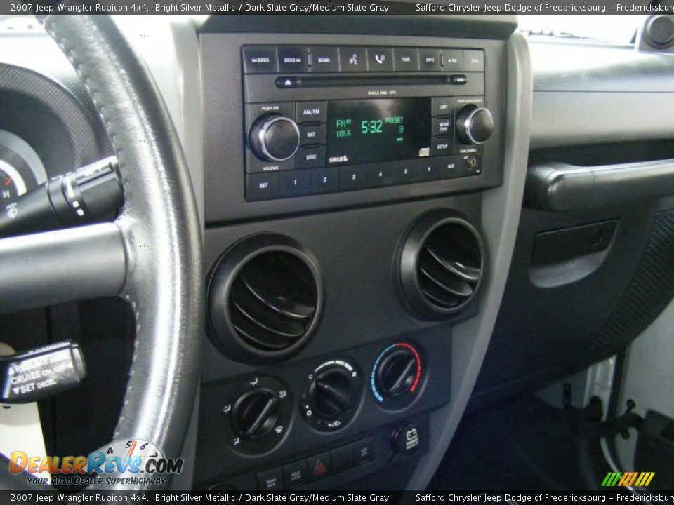 2007 Jeep Wrangler Rubicon 4x4 Bright Silver Metallic / Dark Slate Gray/Medium Slate Gray Photo #23