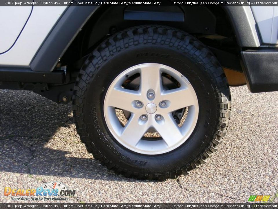 2007 Jeep Wrangler Rubicon 4x4 Bright Silver Metallic / Dark Slate Gray/Medium Slate Gray Photo #25