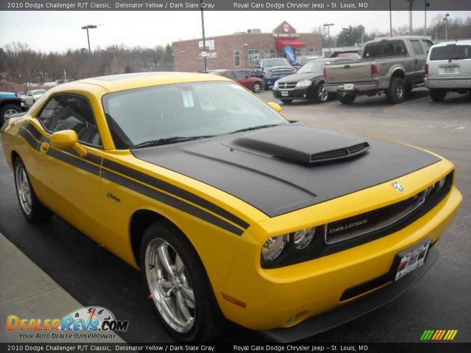 2010 Dodge Challenger R/T Classic Detonator Yellow / Dark Slate Gray Photo #4