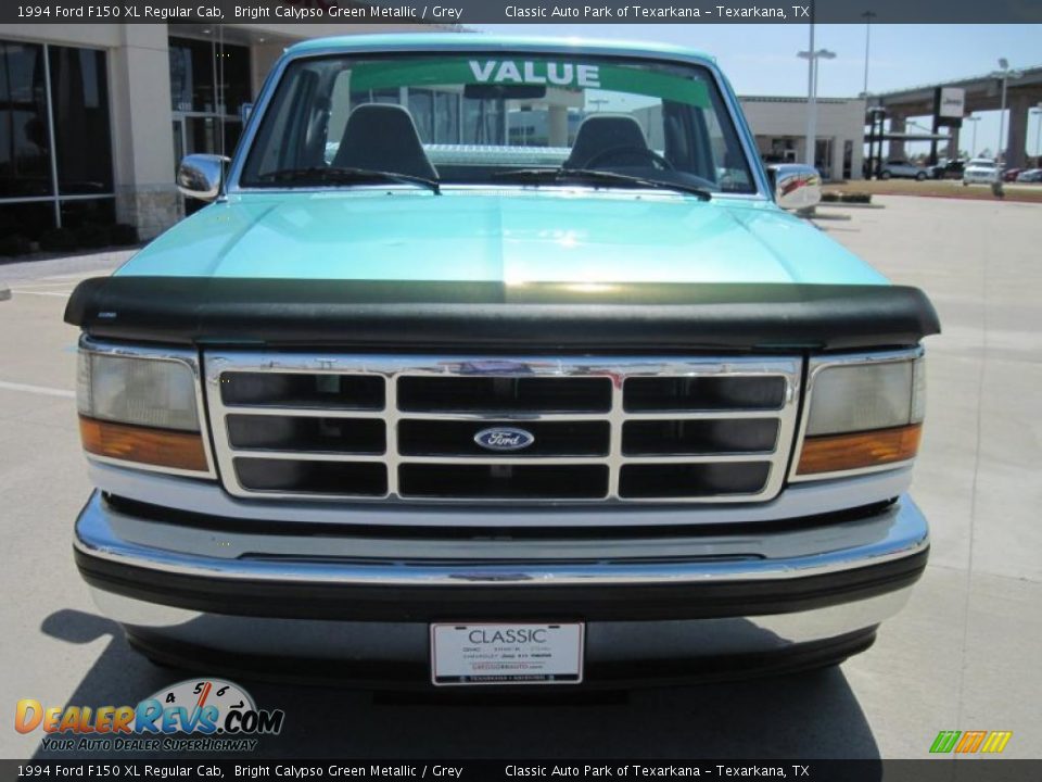 1994 Ford F150 XL Regular Cab Bright Calypso Green Metallic / Grey Photo #5