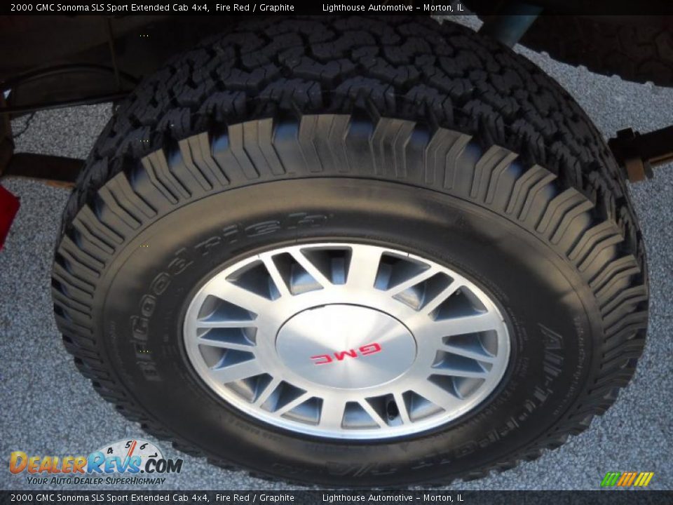 2000 GMC Sonoma SLS Sport Extended Cab 4x4 Fire Red / Graphite Photo #11