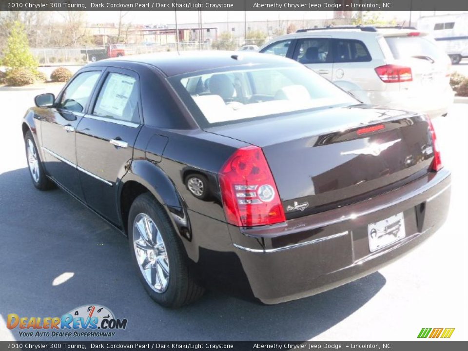 2010 Chrysler 300 Touring Dark Cordovan Pearl / Dark Khaki/Light Graystone Photo #2