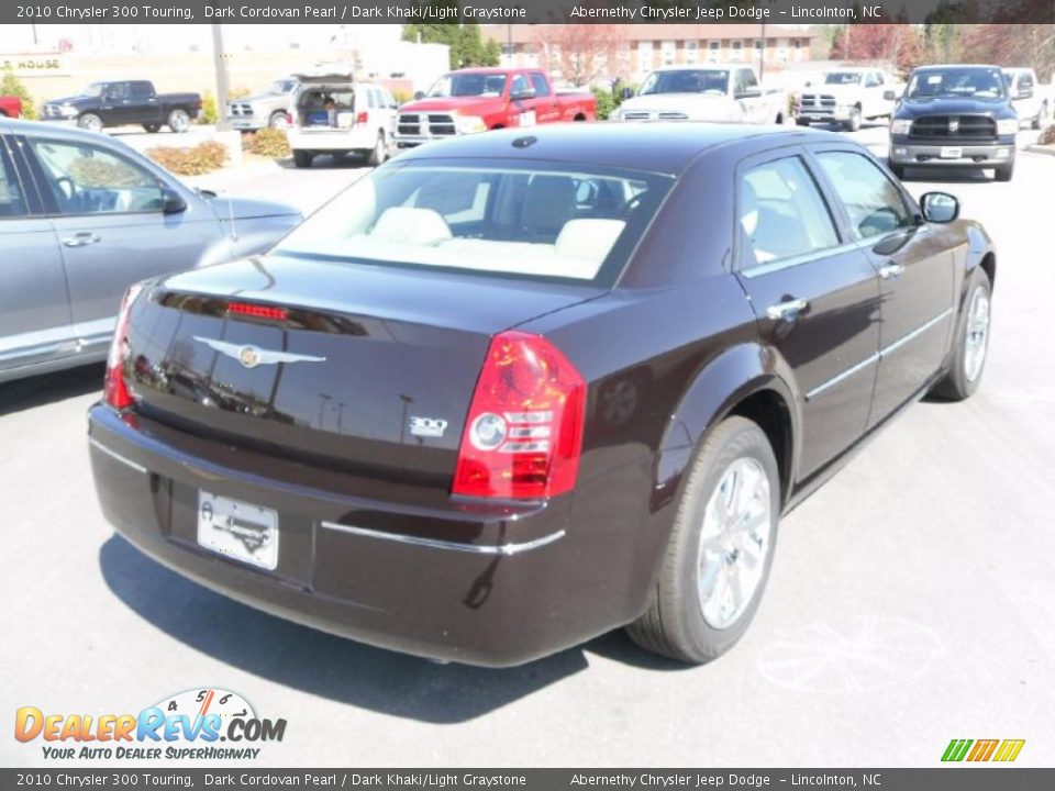 2010 Chrysler 300 Touring Dark Cordovan Pearl / Dark Khaki/Light Graystone Photo #4