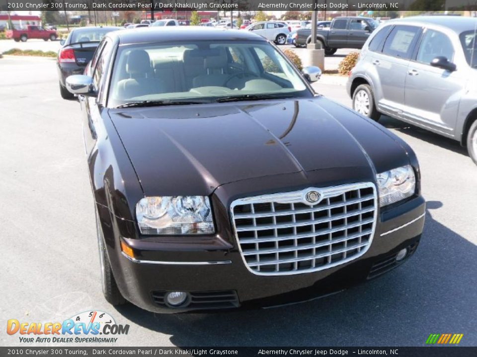 2010 Chrysler 300 Touring Dark Cordovan Pearl / Dark Khaki/Light Graystone Photo #6