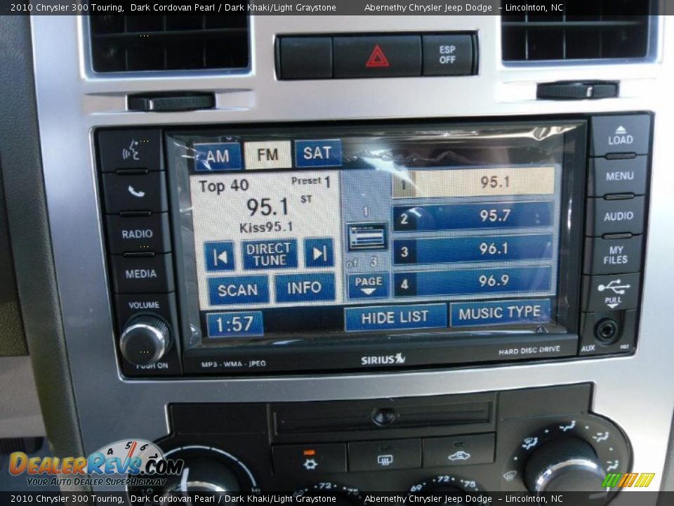2010 Chrysler 300 Touring Dark Cordovan Pearl / Dark Khaki/Light Graystone Photo #13