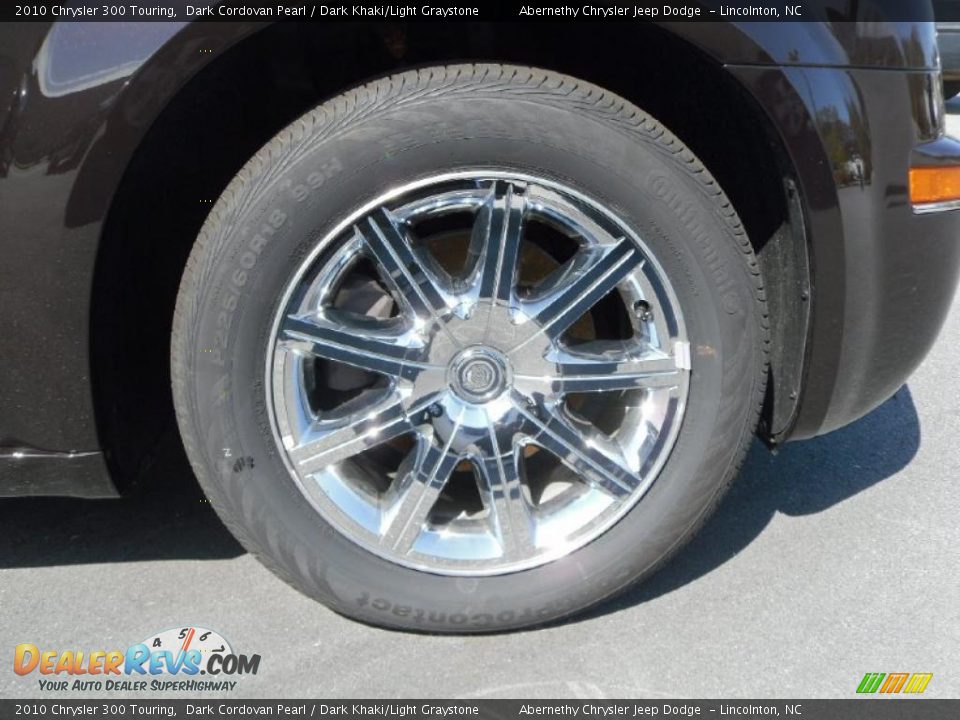 2010 Chrysler 300 Touring Dark Cordovan Pearl / Dark Khaki/Light Graystone Photo #25