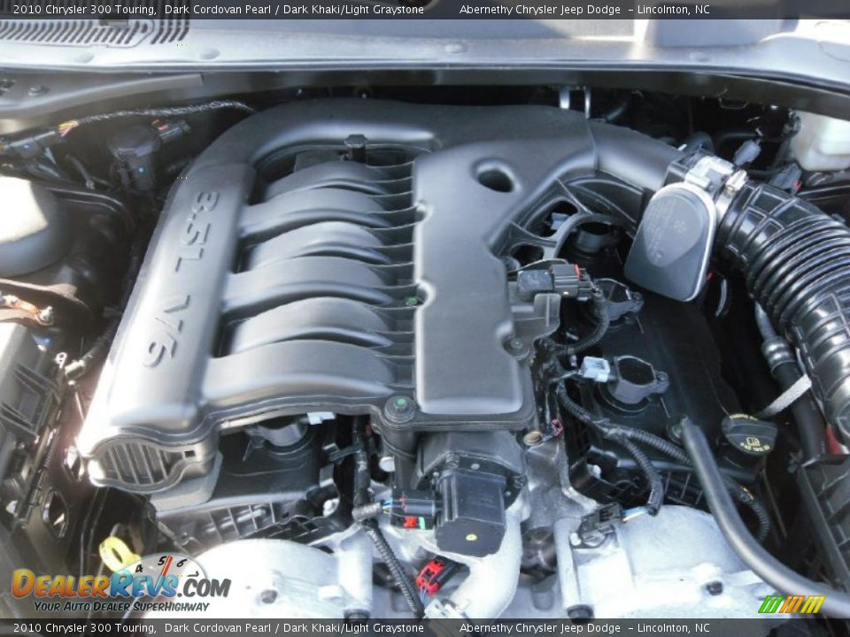 2010 Chrysler 300 Touring Dark Cordovan Pearl / Dark Khaki/Light Graystone Photo #28