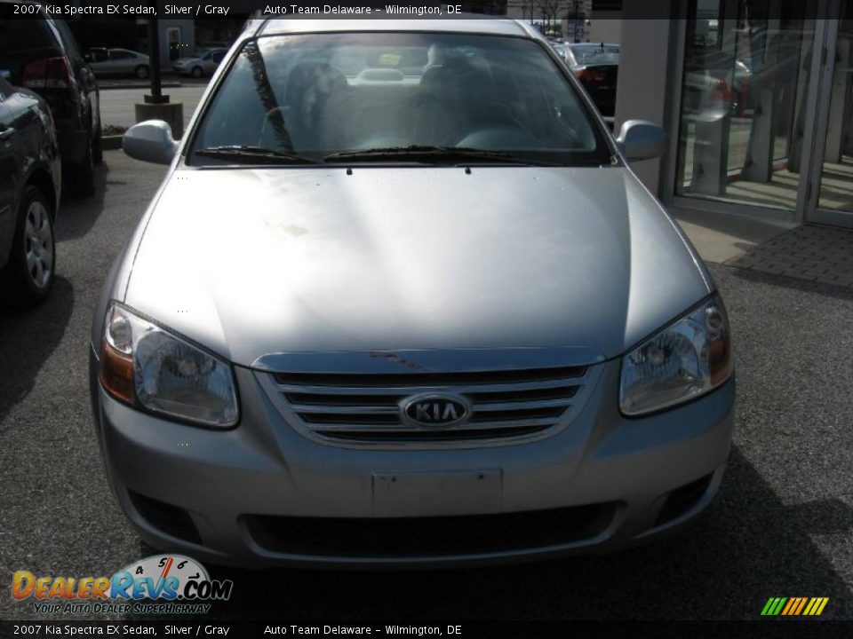 2007 Kia Spectra EX Sedan Silver / Gray Photo #3