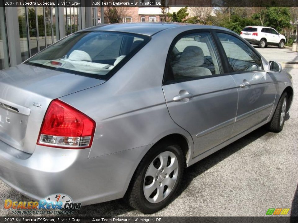 2007 Kia Spectra EX Sedan Silver / Gray Photo #5