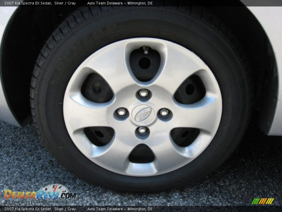 2007 Kia Spectra EX Sedan Silver / Gray Photo #9
