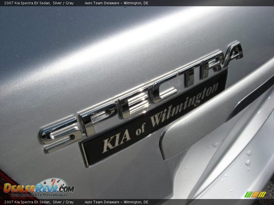2007 Kia Spectra EX Sedan Silver / Gray Photo #10