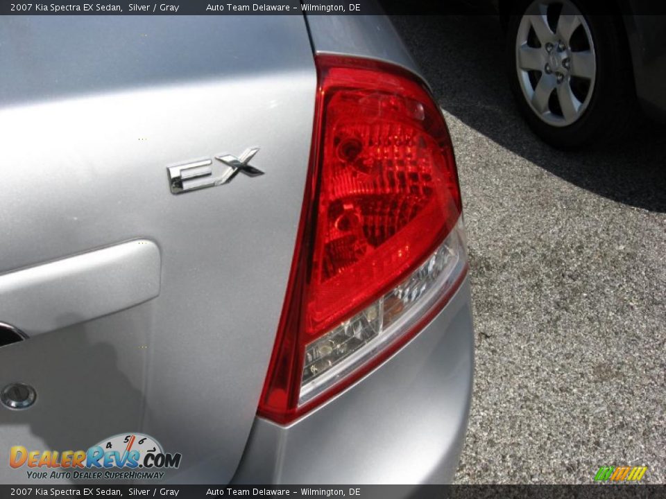 2007 Kia Spectra EX Sedan Silver / Gray Photo #15