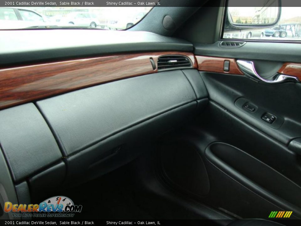 2001 Cadillac DeVille Sedan Sable Black / Black Photo #16