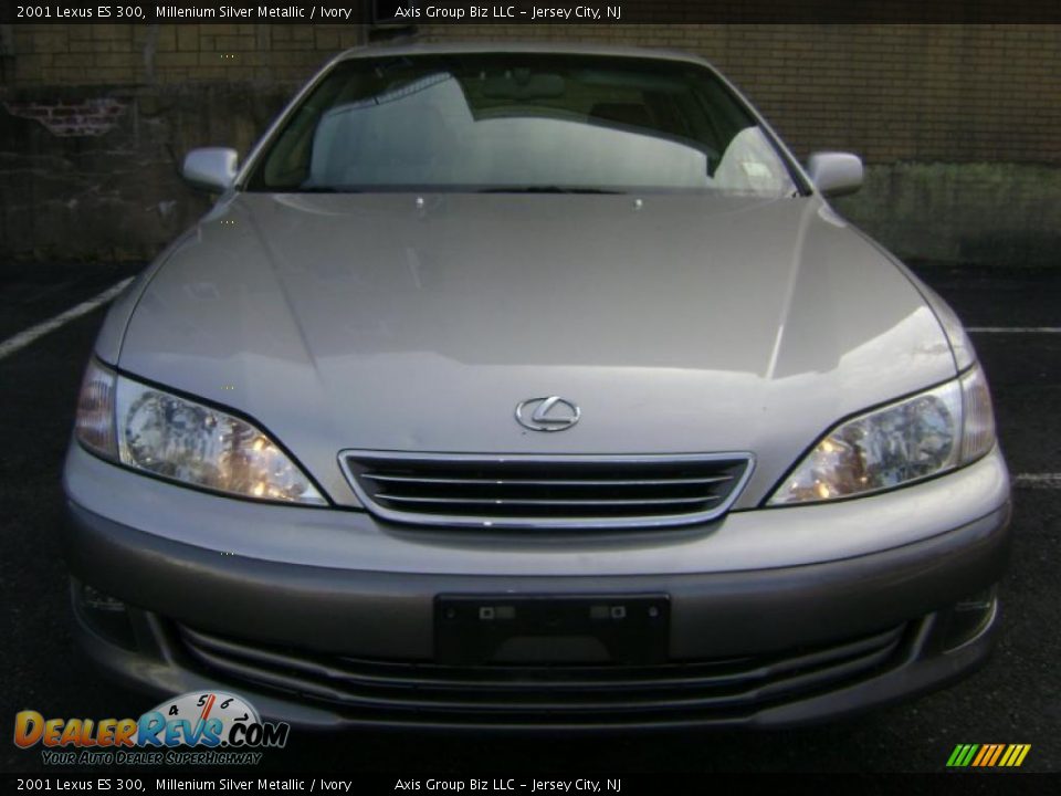 2001 Lexus ES 300 Millenium Silver Metallic / Ivory Photo #4