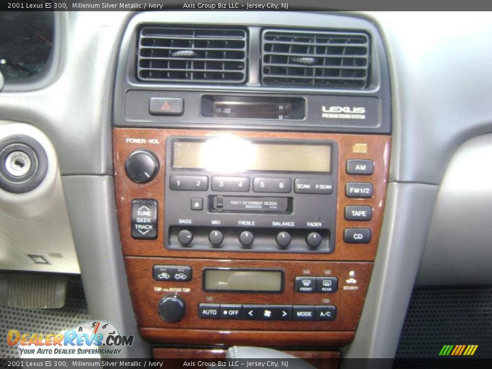 2001 Lexus ES 300 Millenium Silver Metallic / Ivory Photo #14