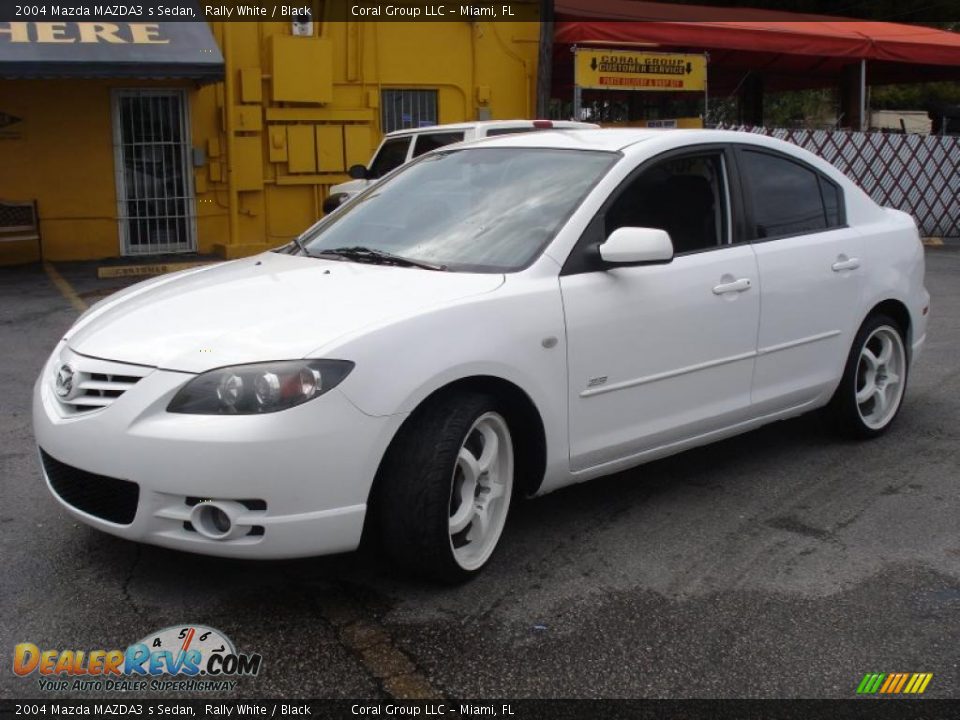 2004 Mazda MAZDA3 s Sedan Rally White / Black Photo #3
