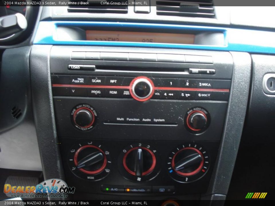 2004 Mazda MAZDA3 s Sedan Rally White / Black Photo #14