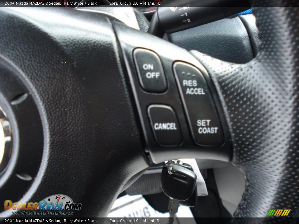 2004 Mazda MAZDA3 s Sedan Rally White / Black Photo #17