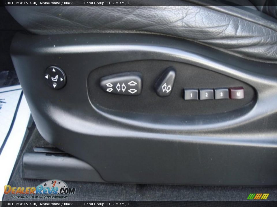 2001 BMW X5 4.4i Alpine White / Black Photo #17