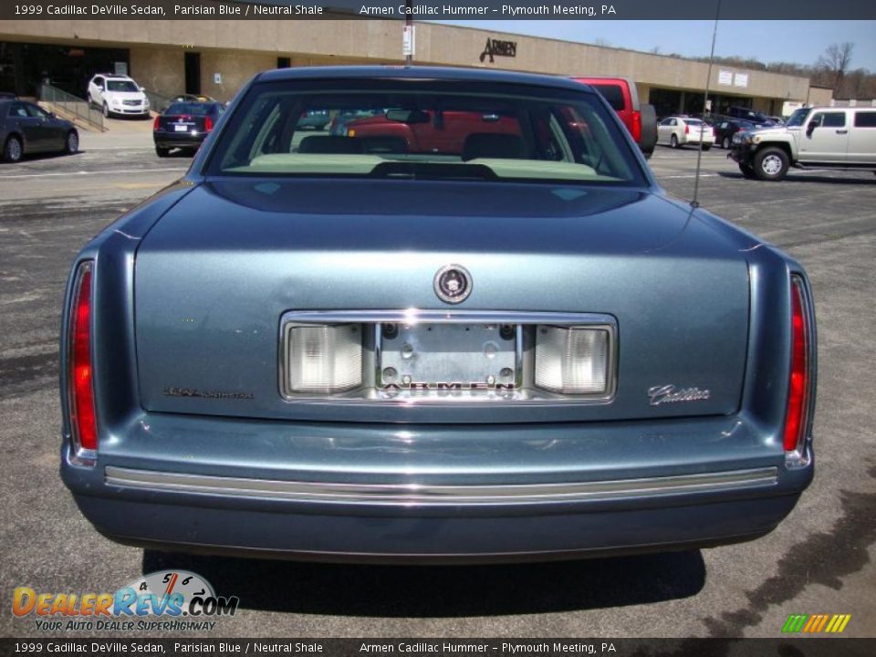 1999 Cadillac DeVille Sedan Parisian Blue / Neutral Shale Photo #8