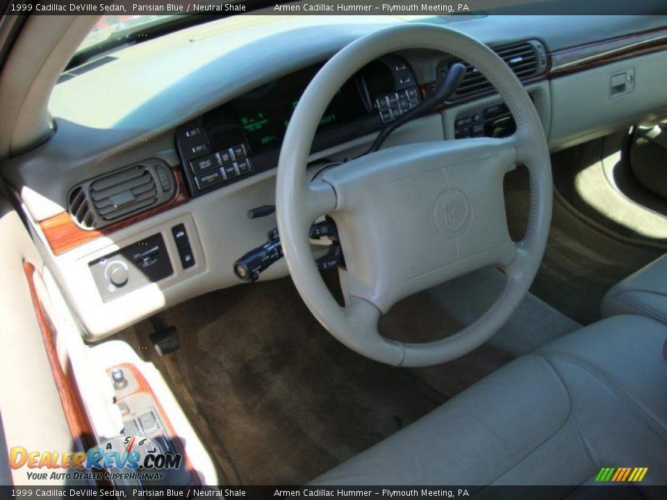 1999 Cadillac DeVille Sedan Parisian Blue / Neutral Shale Photo #11