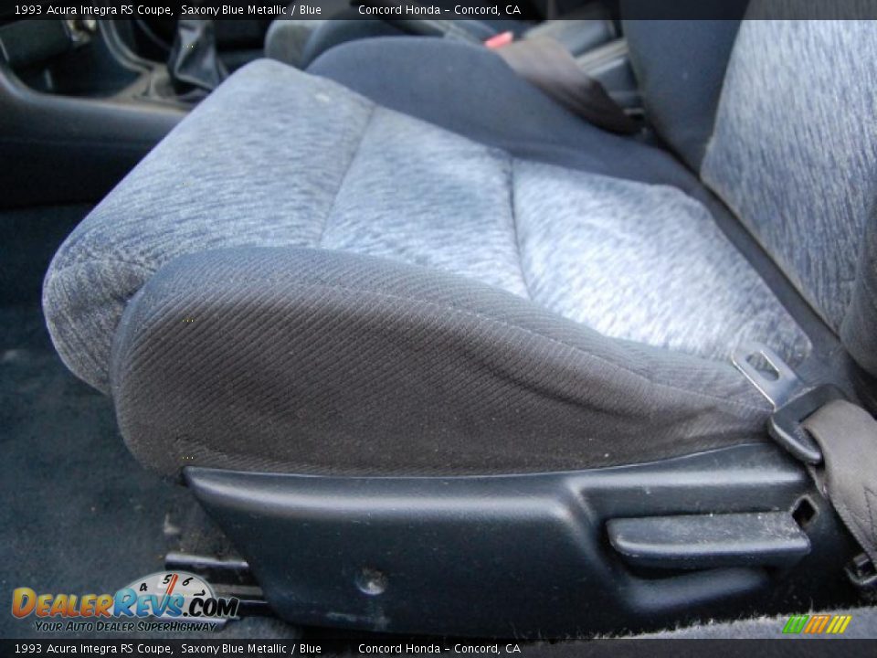 1993 Acura Integra RS Coupe Saxony Blue Metallic / Blue Photo #18