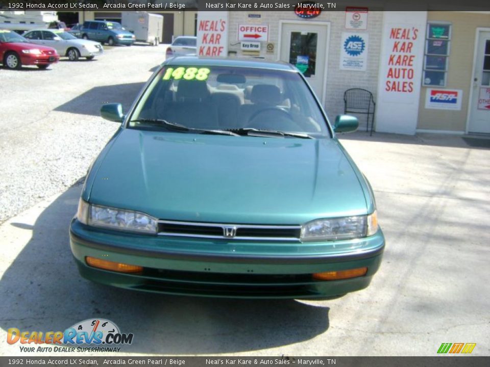 1992 Honda Accord LX Sedan Arcadia Green Pearl / Beige Photo #3