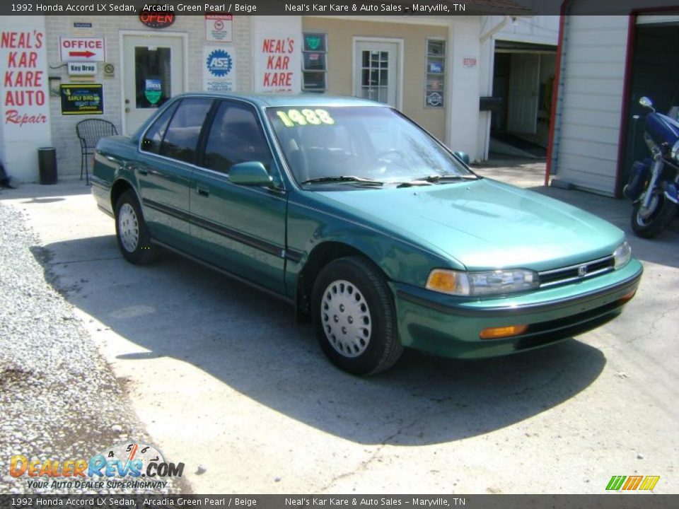 1992 Honda Accord LX Sedan Arcadia Green Pearl / Beige Photo #4