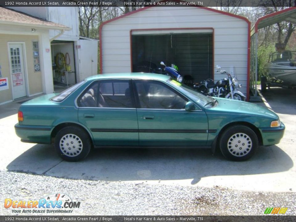 1992 Honda Accord LX Sedan Arcadia Green Pearl / Beige Photo #5
