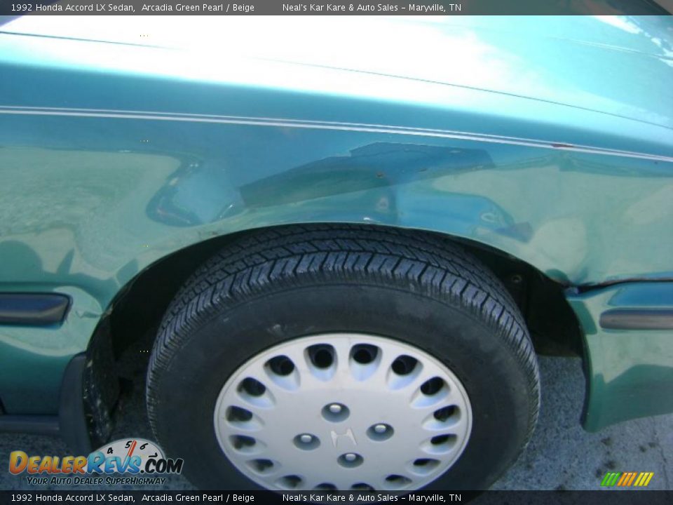 1992 Honda Accord LX Sedan Arcadia Green Pearl / Beige Photo #6