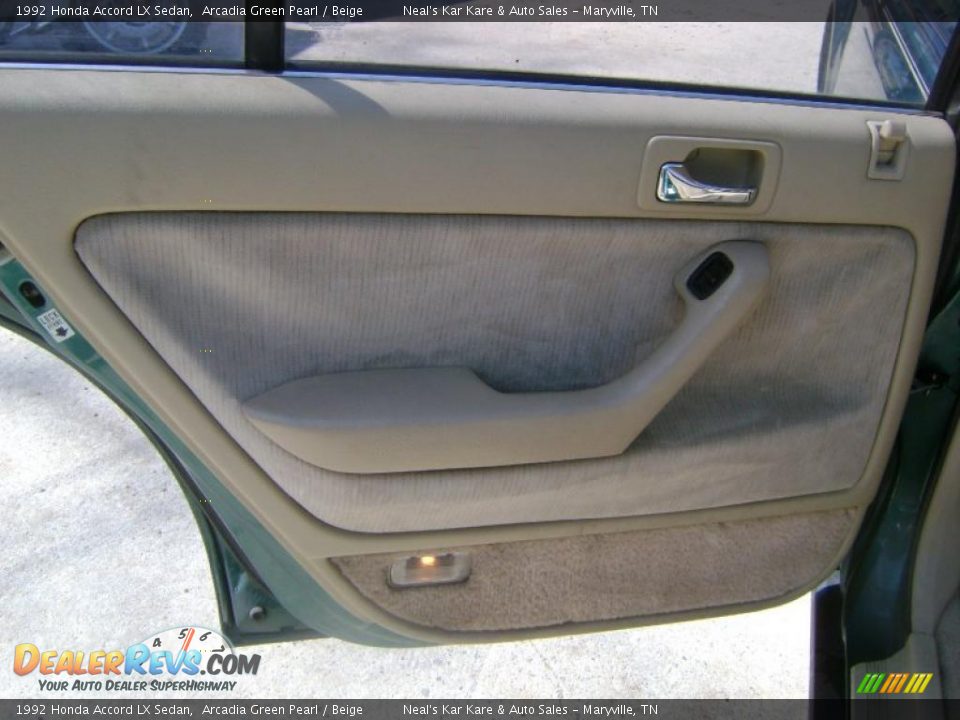 1992 Honda Accord LX Sedan Arcadia Green Pearl / Beige Photo #11
