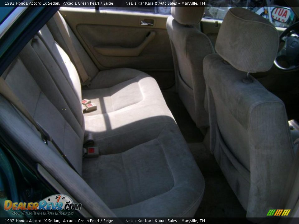 1992 Honda Accord LX Sedan Arcadia Green Pearl / Beige Photo #12