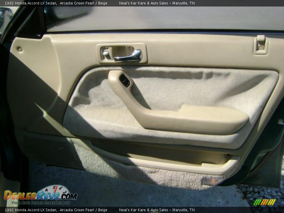 1992 Honda Accord LX Sedan Arcadia Green Pearl / Beige Photo #14