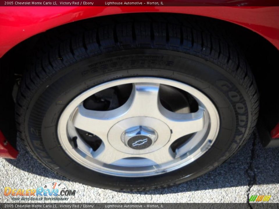 2005 Chevrolet Monte Carlo LS Victory Red / Ebony Photo #10
