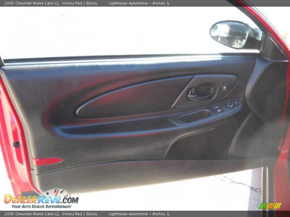 2005 Chevrolet Monte Carlo LS Victory Red / Ebony Photo #11