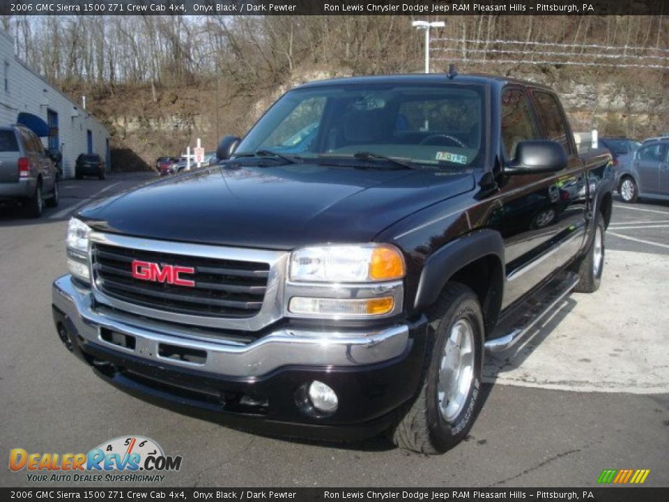 2006 GMC Sierra 1500 Z71 Crew Cab 4x4 Onyx Black / Dark Pewter Photo #8