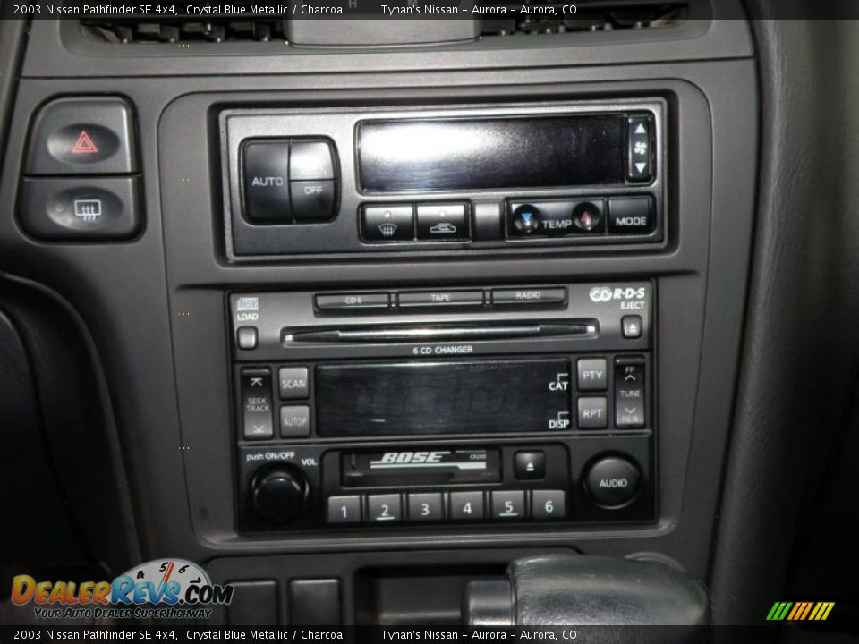 2003 Nissan Pathfinder SE 4x4 Crystal Blue Metallic / Charcoal Photo #11