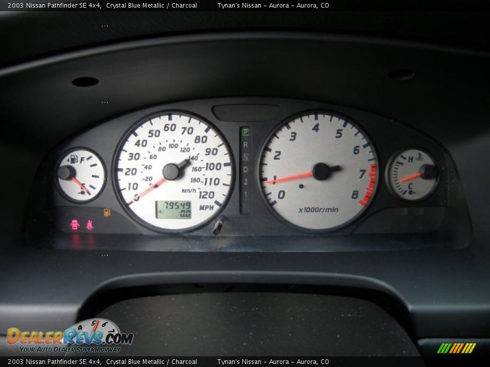 2003 Nissan Pathfinder SE 4x4 Crystal Blue Metallic / Charcoal Photo #20