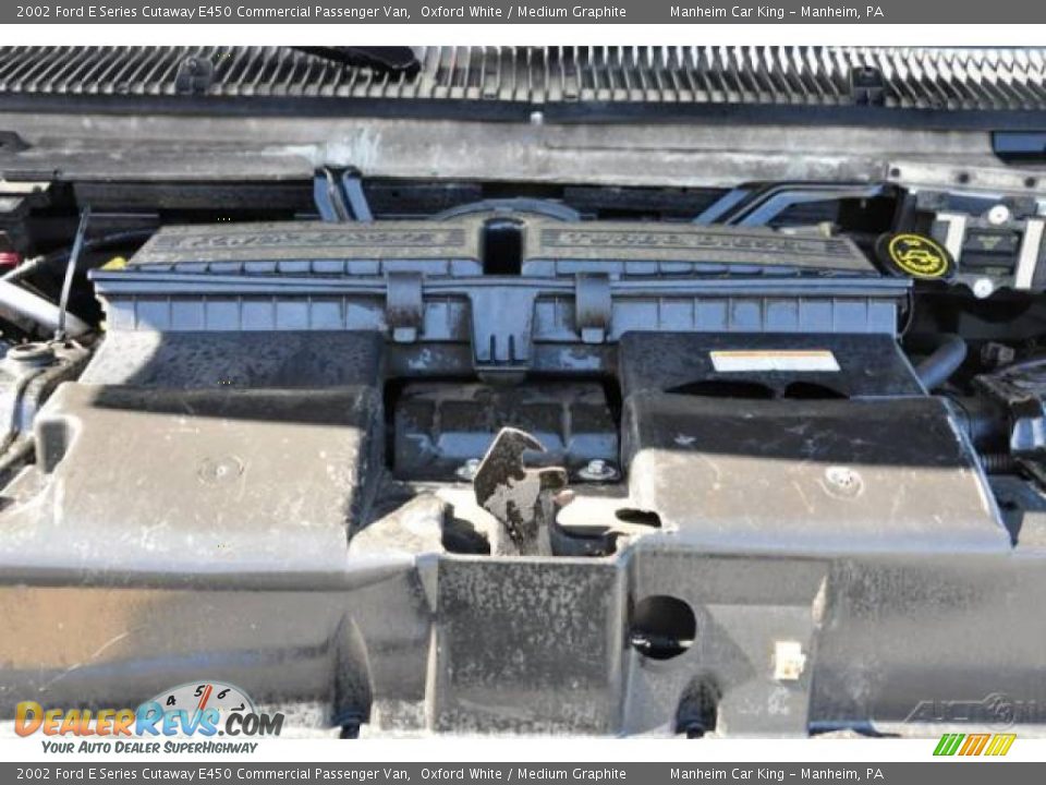 2002 Ford E Series Cutaway E450 Commercial Passenger Van Oxford White / Medium Graphite Photo #23