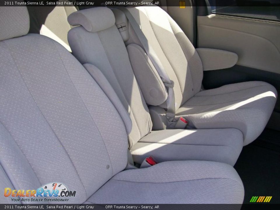 2011 Toyota Sienna LE Salsa Red Pearl / Light Gray Photo #7